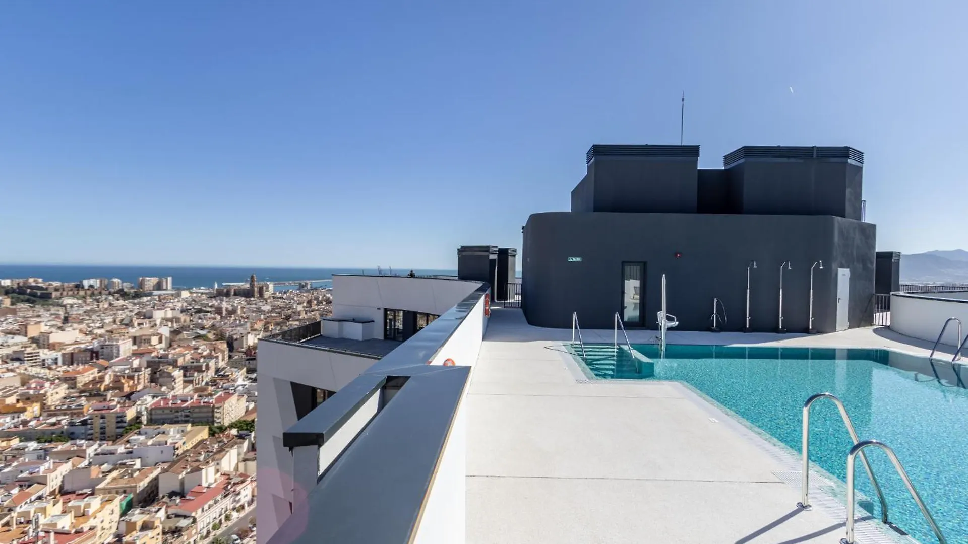 Malaga Skyline 1 Pool & Parking Free Apartment Spain